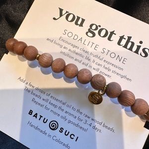 Stretch bead and wood bracelet NWT